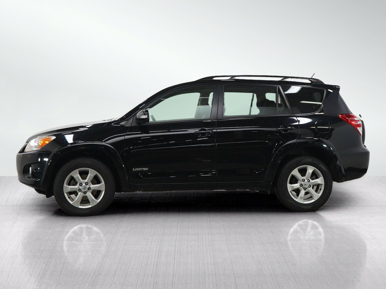 Used 2009 Toyota RAV4 Limited with VIN JTMBK31V79D004731 for sale in Burnsville, Minnesota