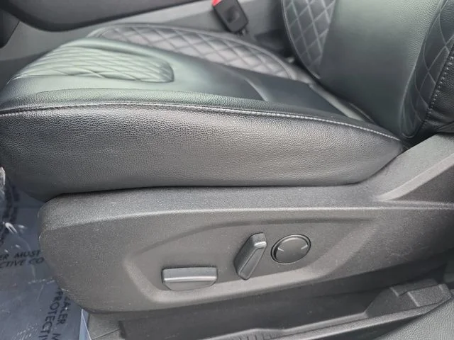 Used 2024 Silver Ford Titanium image 30