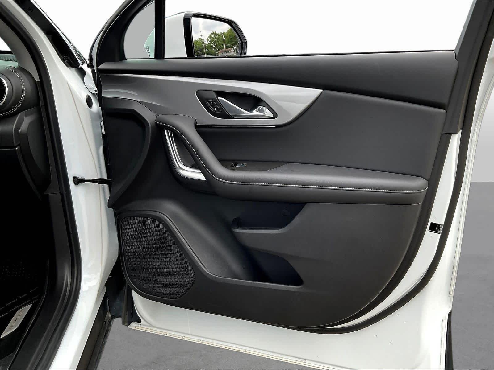 2024 Chevrolet Blazer 2LT - Photo 30
