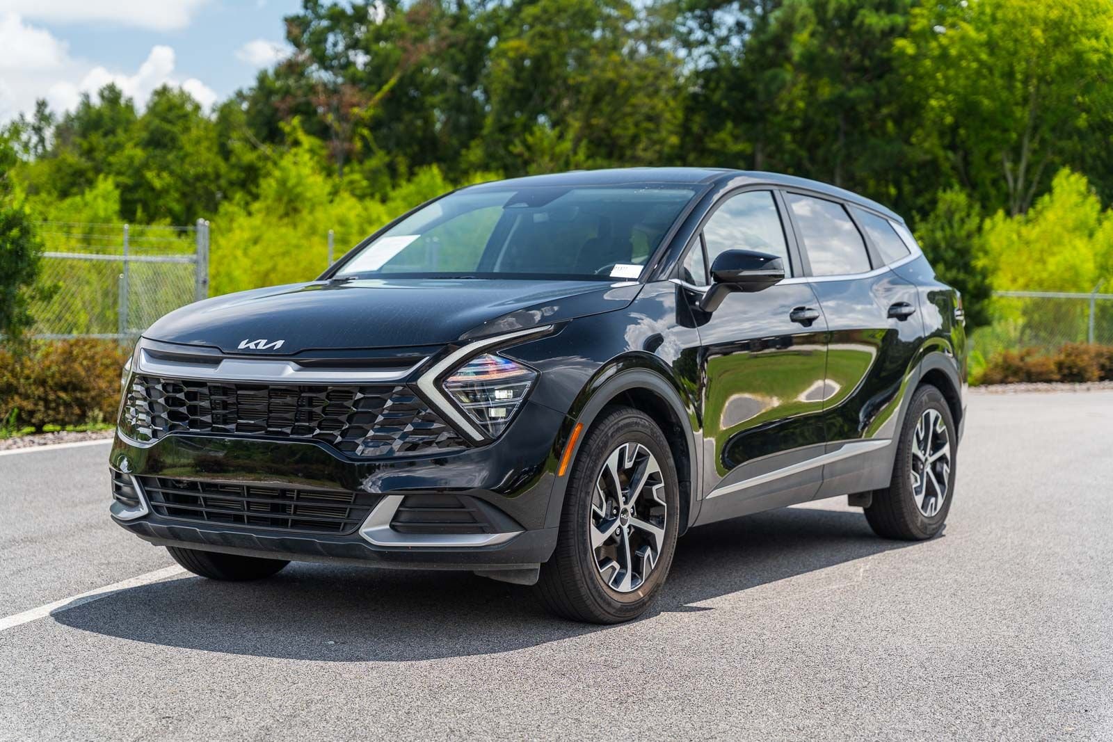 Used 2025 Black Kia EX image 3