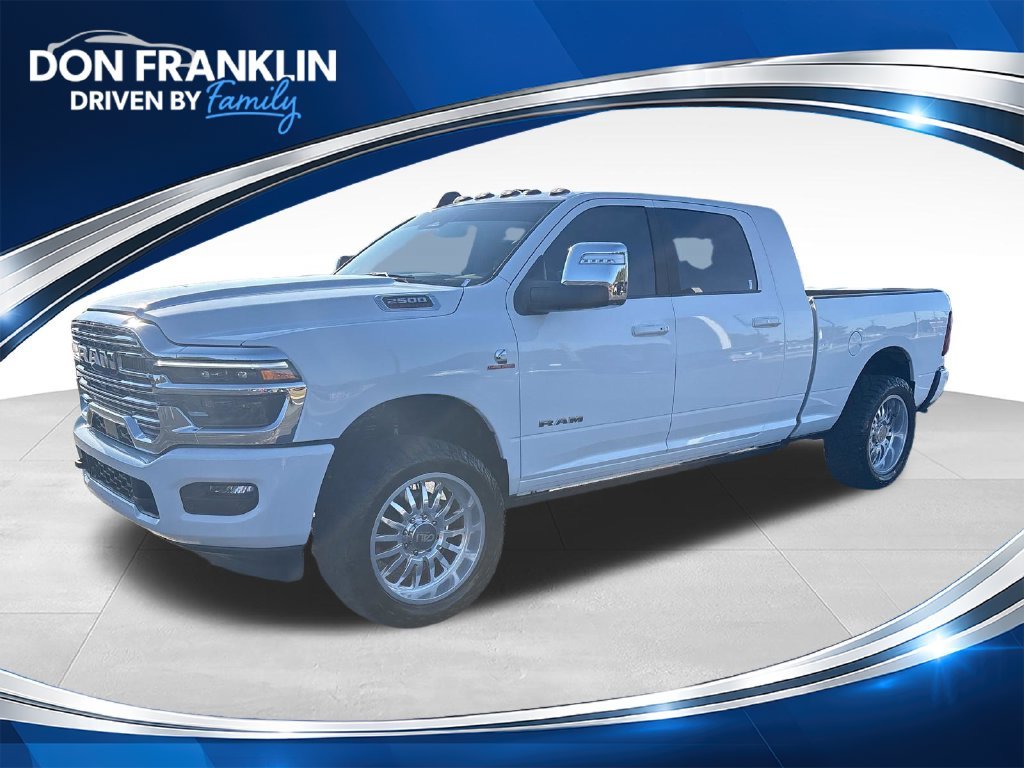 Used 2025 White Ram Laramie image 1