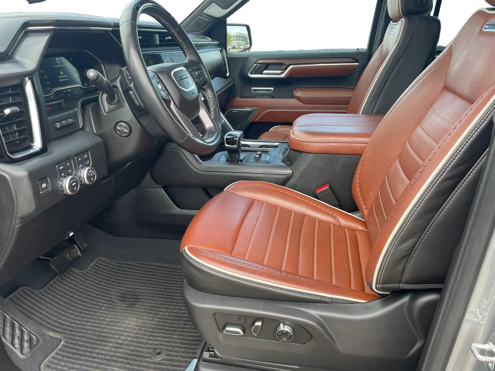 Used 2024 Gray GMC Denali Ultimate Crew Cab image 14