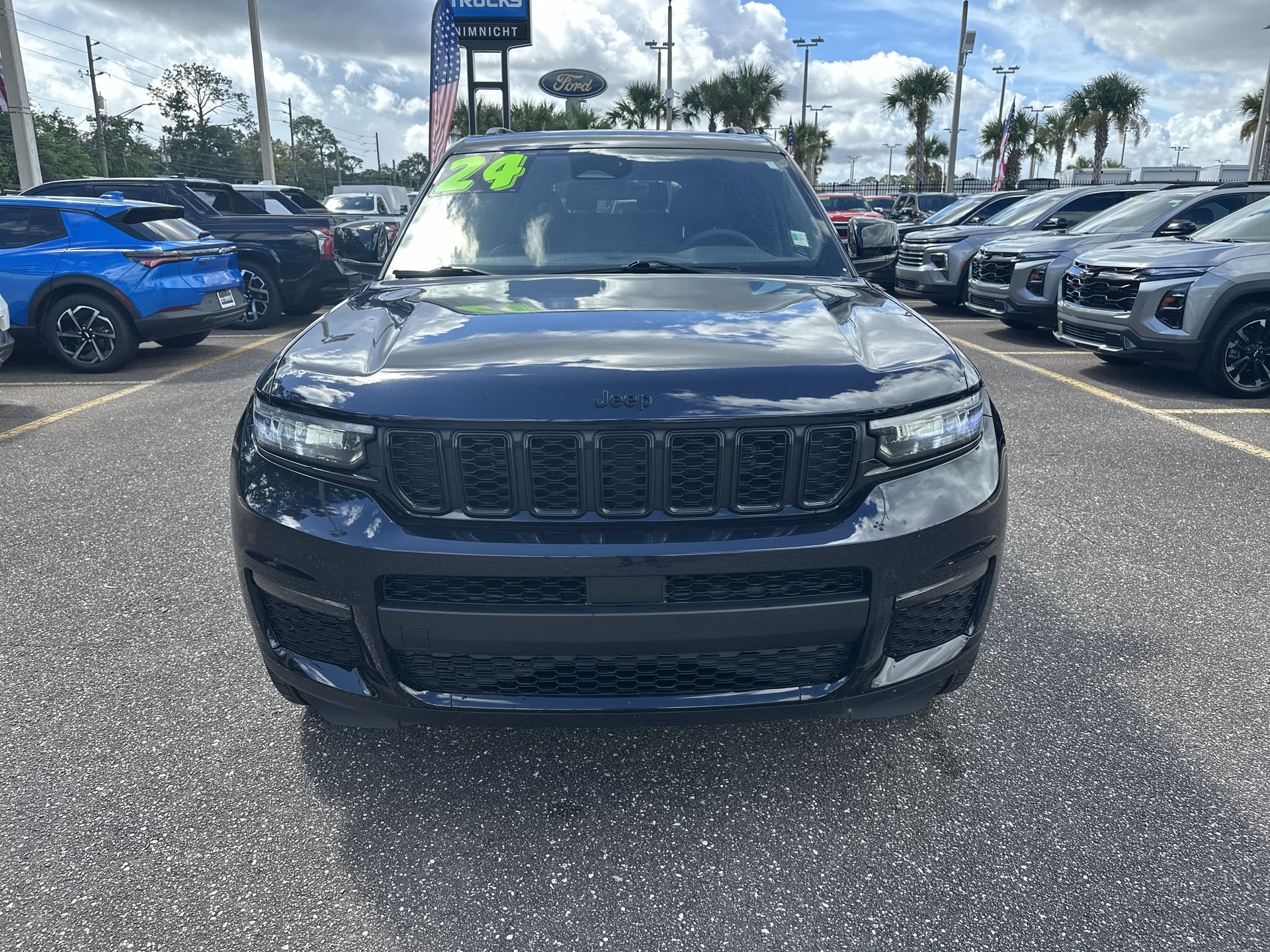 Used 2024 Black Jeep Limited image 11