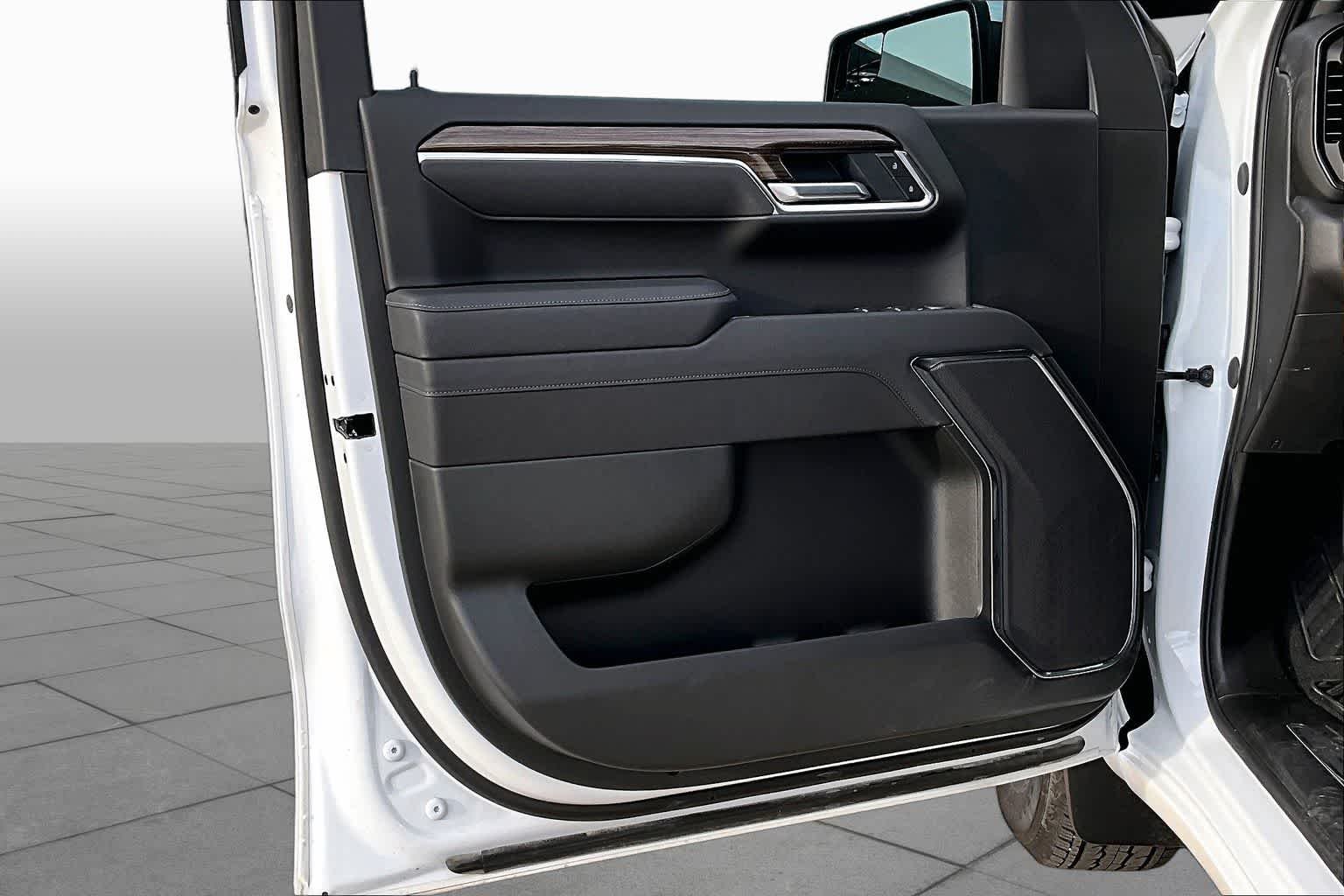 2026 Chevrolet Silverado 1500 LT - Photo 11