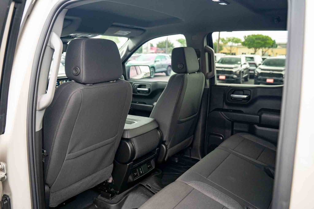 Used 2026 White Chevrolet Custom Trail Boss image 23