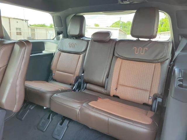 New 2027 Star White Metallic Tri-Coat Ford King Ranch® image 11