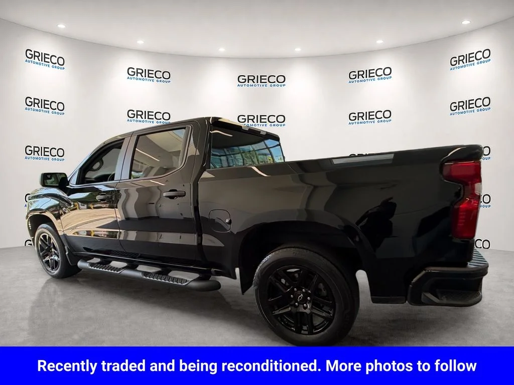 Used 2023 Black Chevrolet Custom image 5