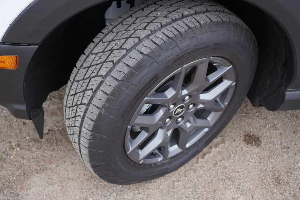 Certified Used 2025 Oxford White Ford Big Bend image 13