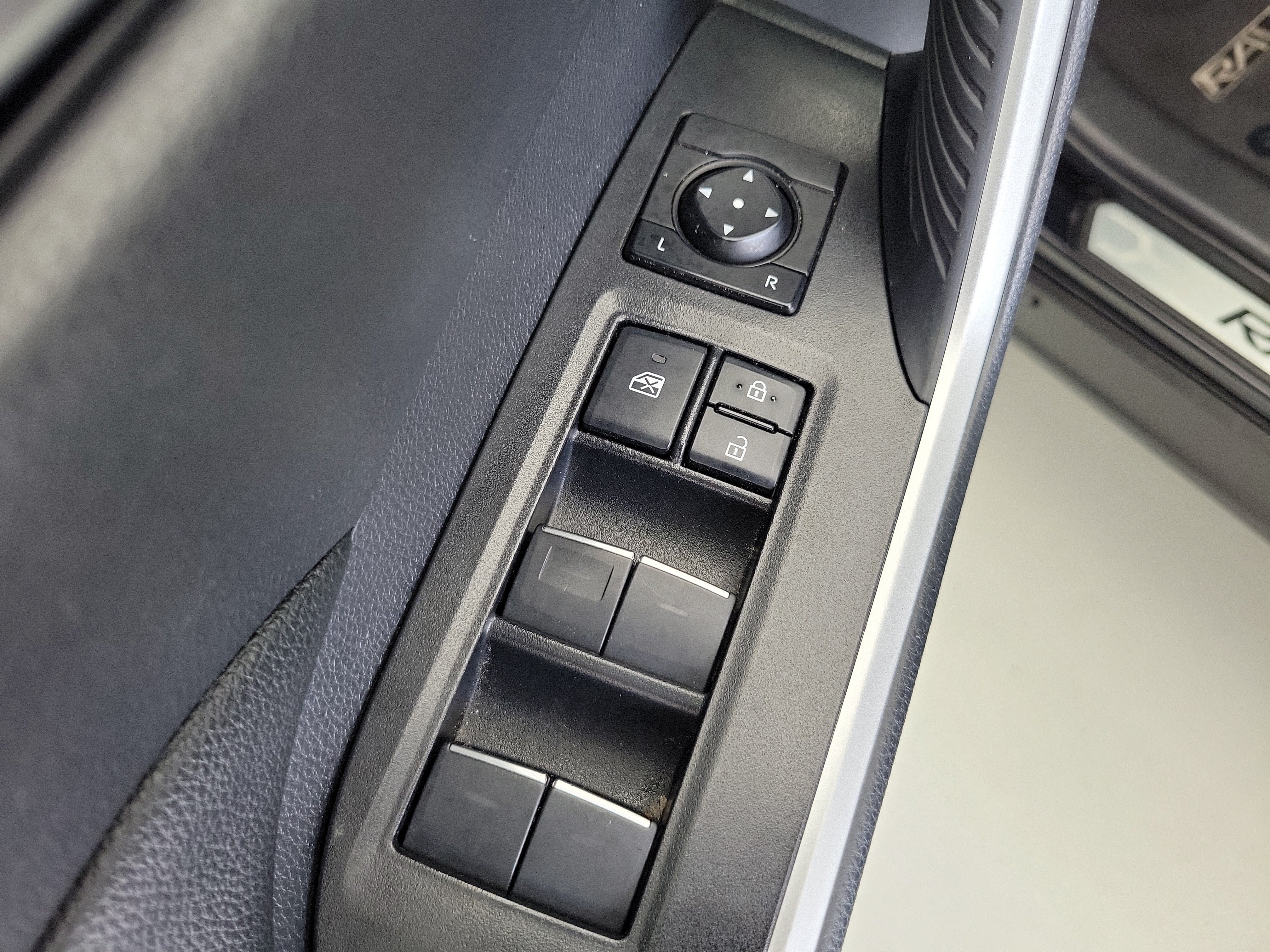 Used 2024 Midnight Black Metallic Toyota XLE Premium image 23
