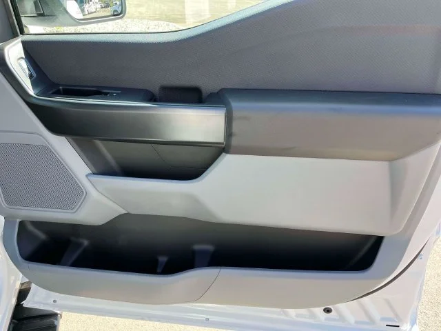 New 2026 Oxford White Ford XL image 14