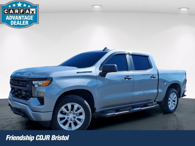 Used 2023 Gray Chevrolet Custom image 1