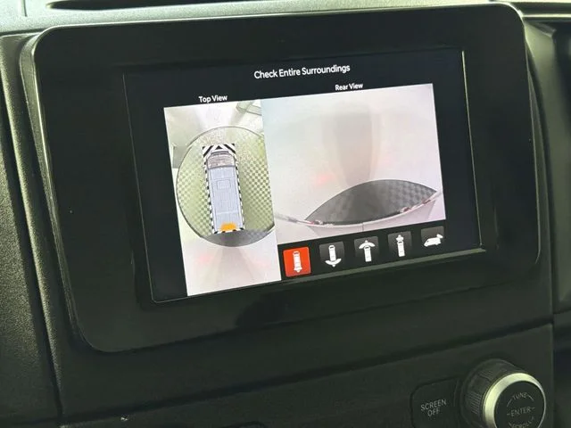Used 2022 White Ram Base image 20