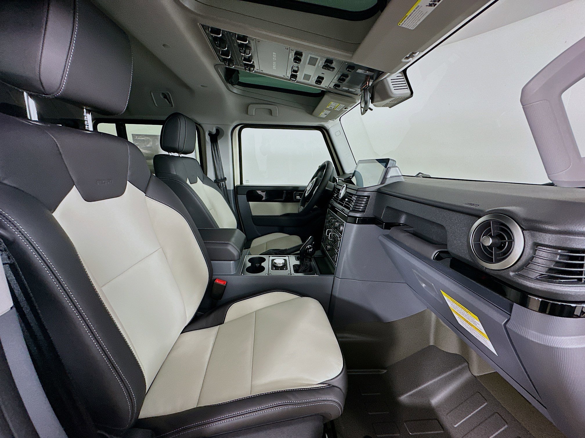 New 2025 Scottish White INEOS Fieldmaster Edition image 49