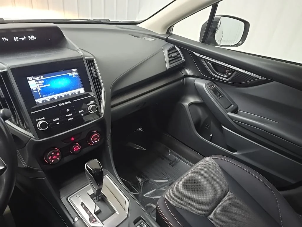 Used 2018 Crystal White Pearl Subaru 2.0i Premium image 25