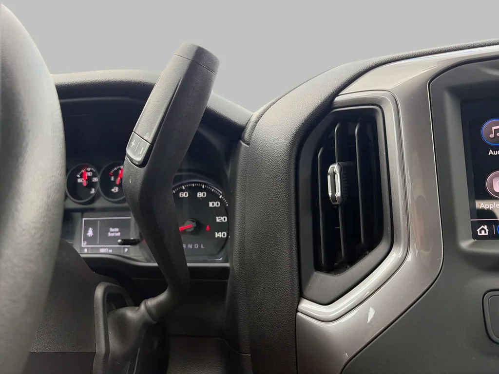 Used 2022 Black Chevrolet Custom image 20