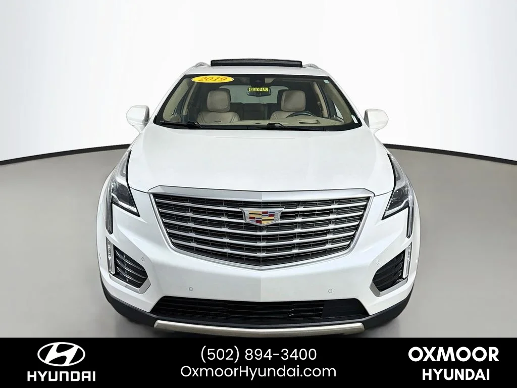 Used 2019 Crystal White Tricoat Cadillac Platinum AWD image 2