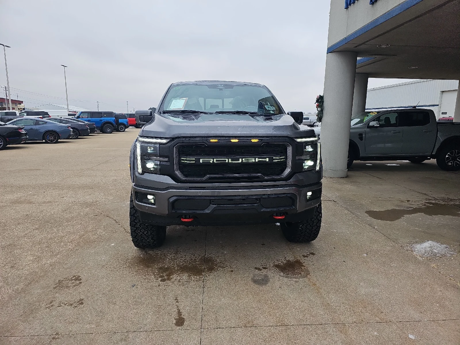 New 2025 Carbonized Gray Metallic Ford Lariat® image 3