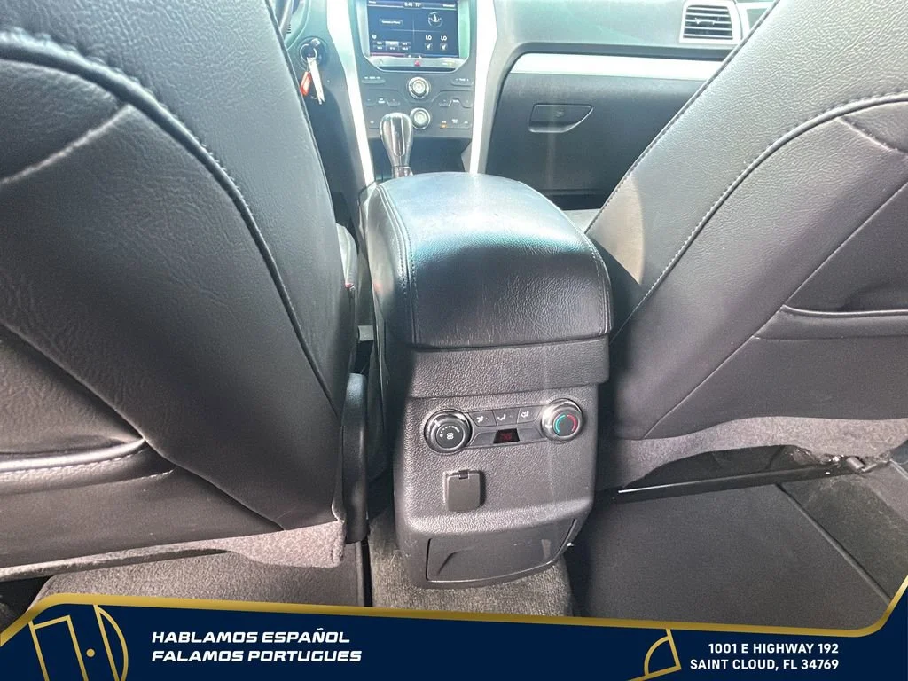 Used 2014 Black Ford XLT image 25