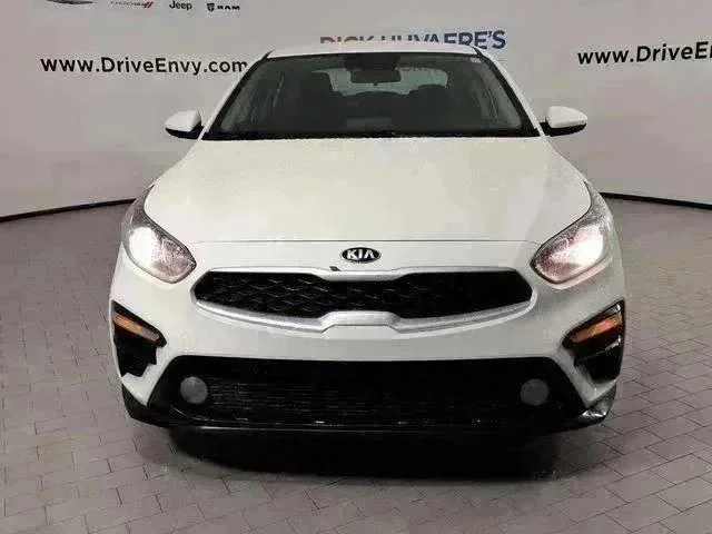 Used 2021 Kia Forte LXS with VIN 3KPF24AD6ME262874 for sale in Richmond, MI