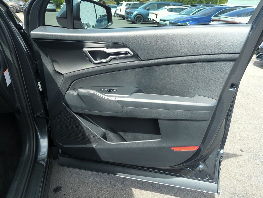 New 2027 Gravity Gray Kia S image 32