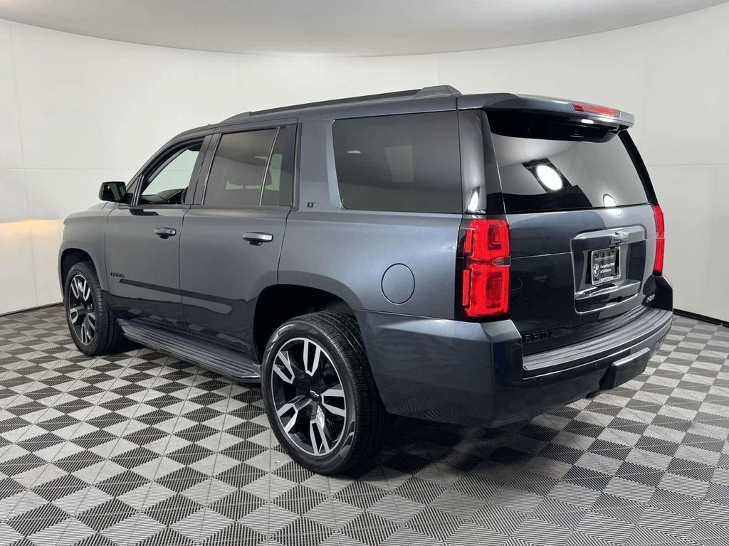 Used 2020 Gray Chevrolet LT image 8