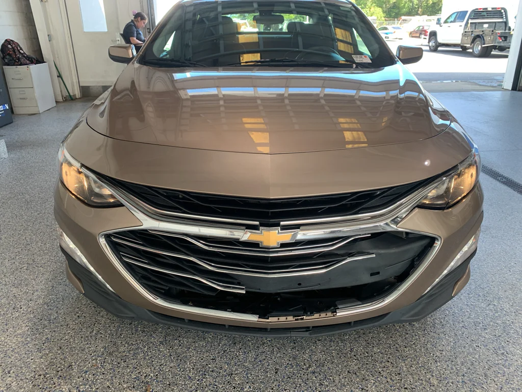 Used 2019 Chevrolet Malibu 1LT with VIN 1G1ZD5ST4KF112390 for sale in Lexington, SC