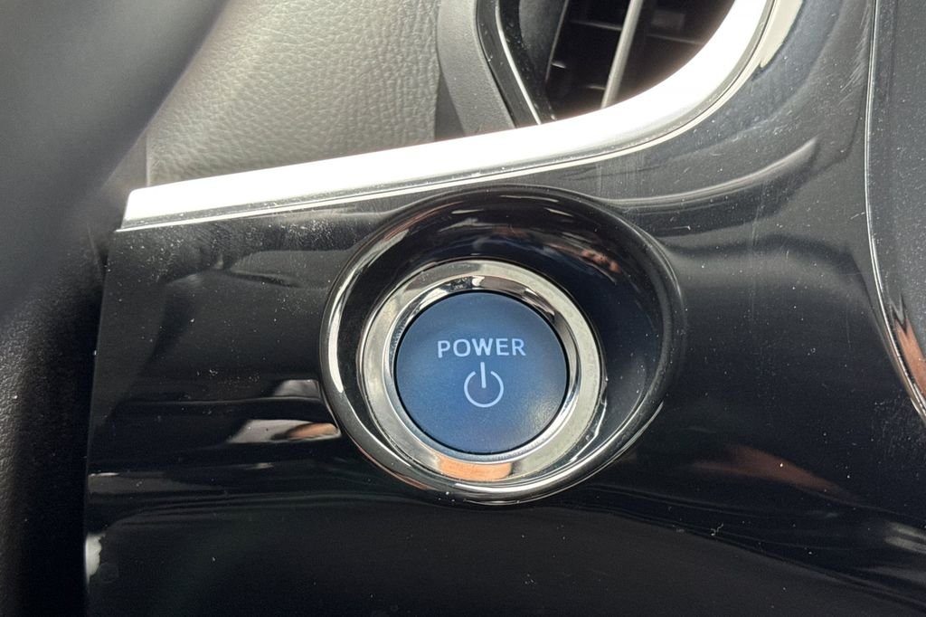 Certified Used 2022 Blue Toyota XLE image 28