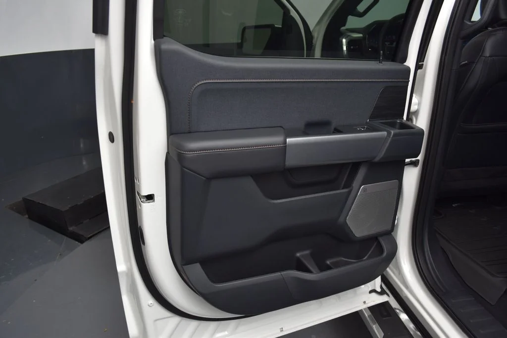 2025 Ford F-150 Lariat - Photo 15