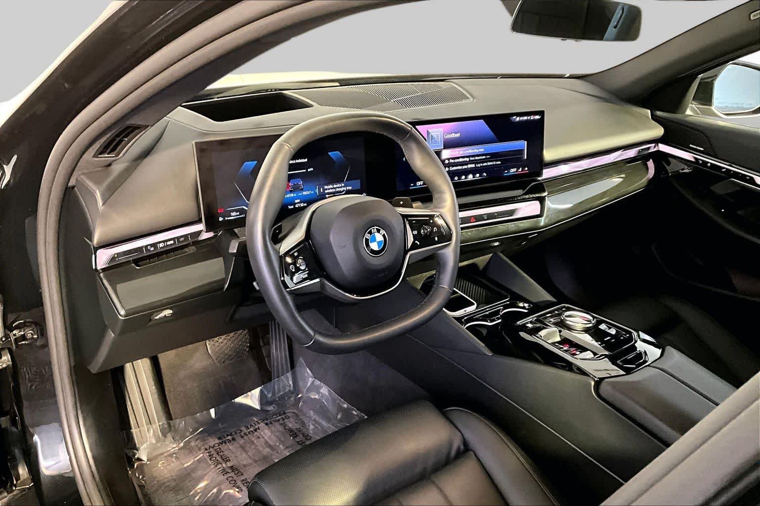 Used 2024 Black Sapphire Metallic BMW 540i xDrive image 18