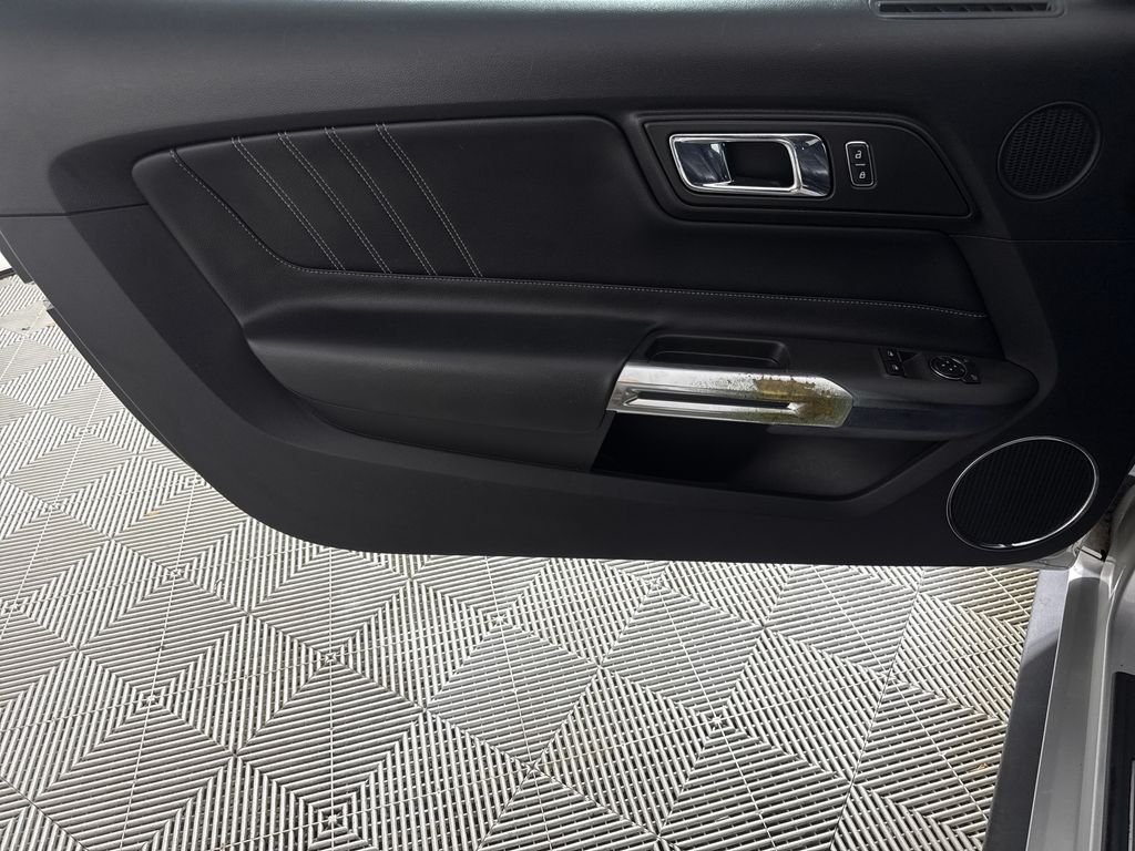 2016 Ford Mustang GT Premium - Photo 10