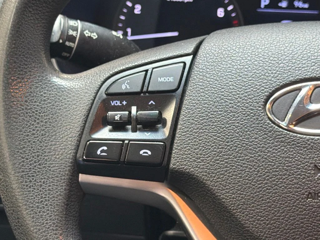 Used 2020 Aqua Blue Hyundai SEL image 21