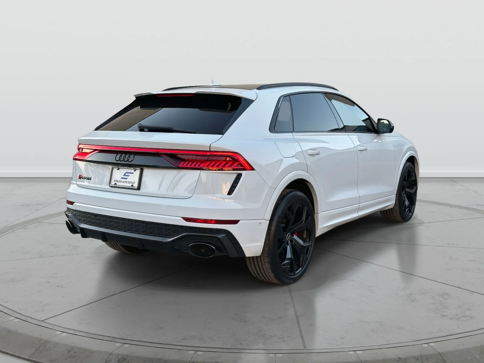 Used 2024 White Audi 4.0T image 5