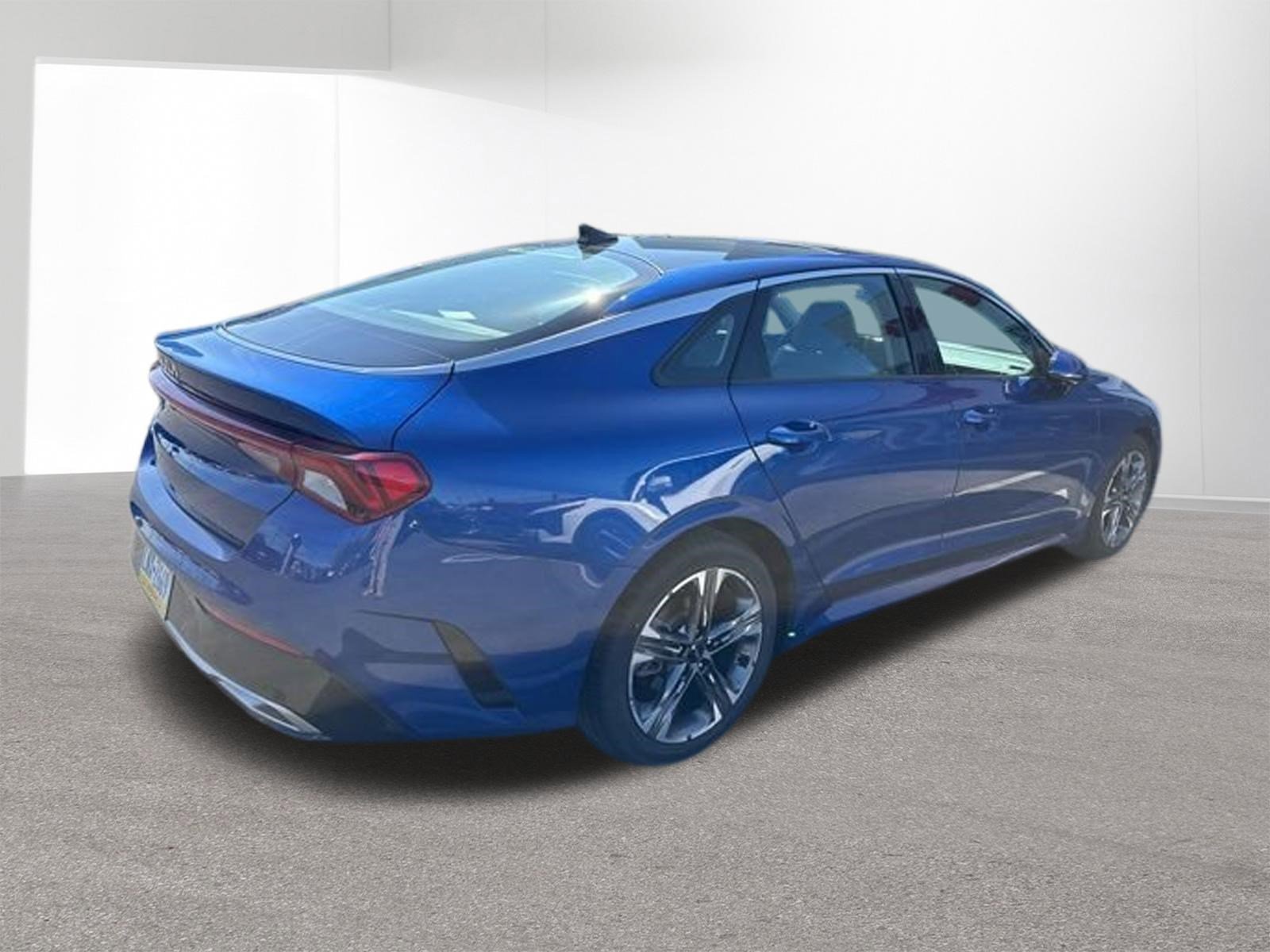 Used 2022 Sapphire Blue Kia EX image 6
