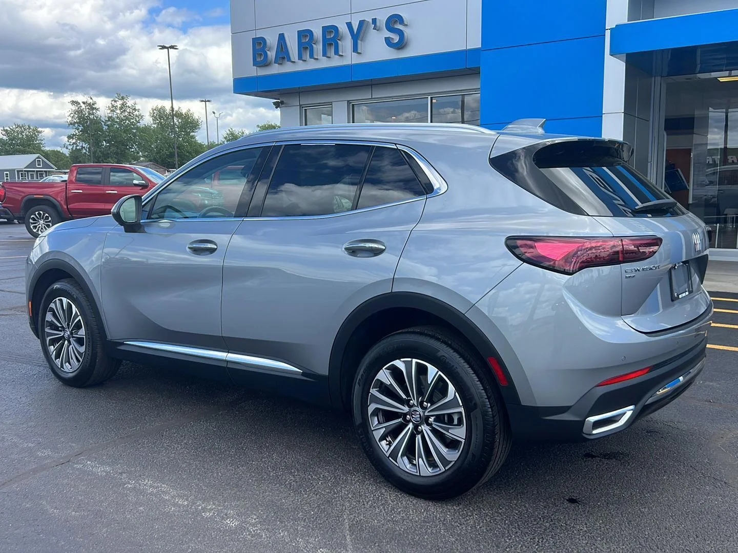 Used 2025 Moonstone Gray Metallic Buick Preferred image 4