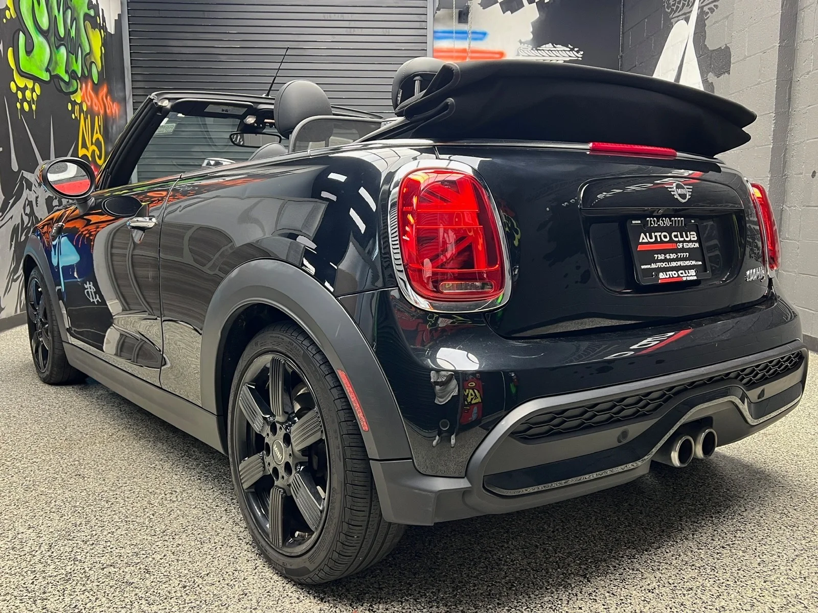 Used 2023 Black MINI Cooper S image 4