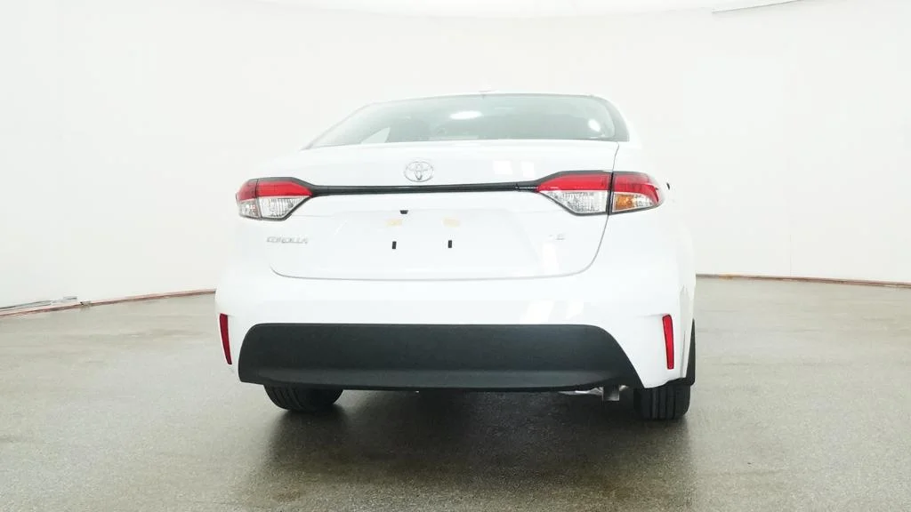 New 2026 Ice Cap Toyota LE image 20