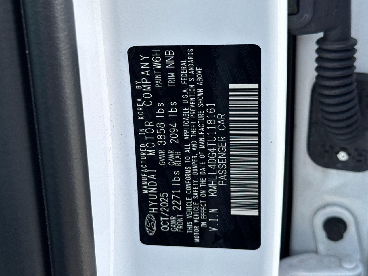 New 2026 White Hyundai SE image 25