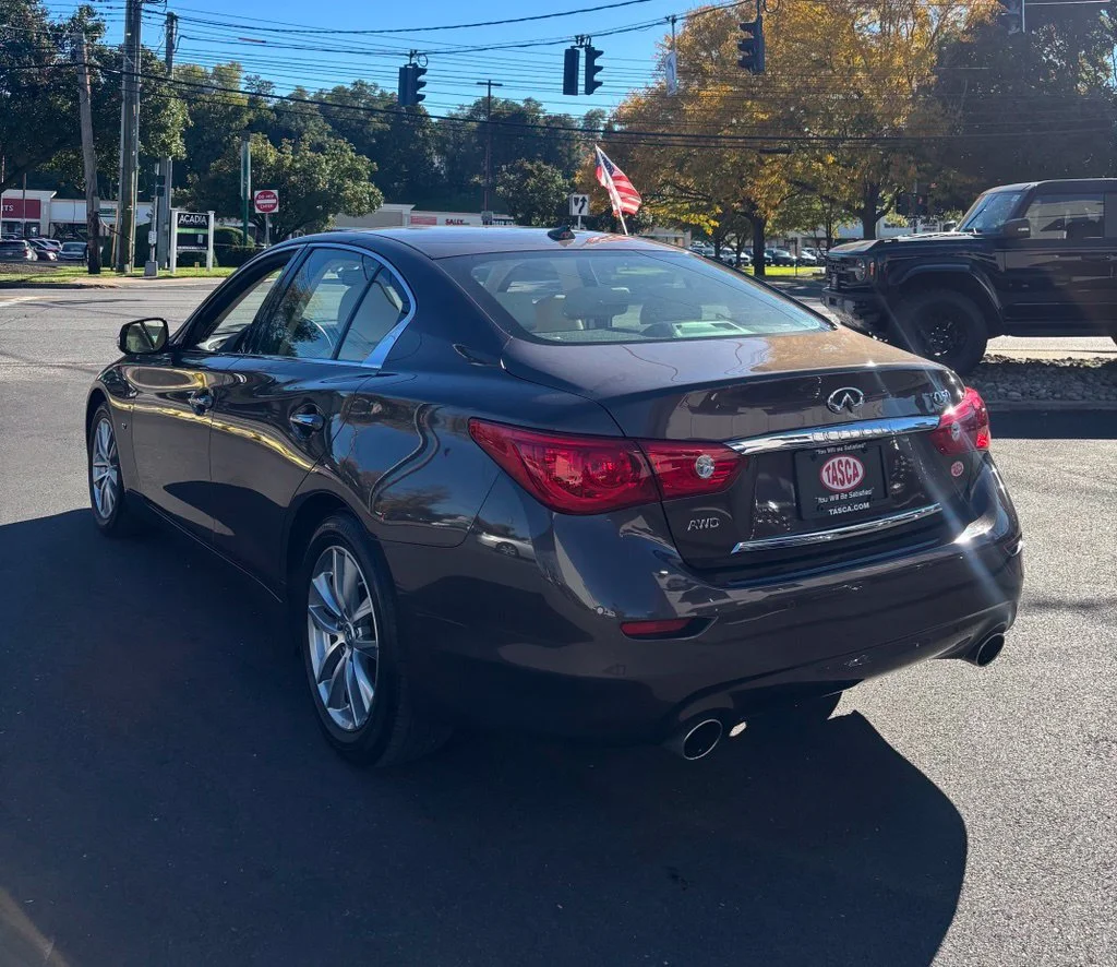 Used 2014 Brown INFINITI Premium image 3