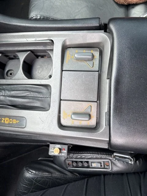 Used 1991  Chevrolet Base image 28