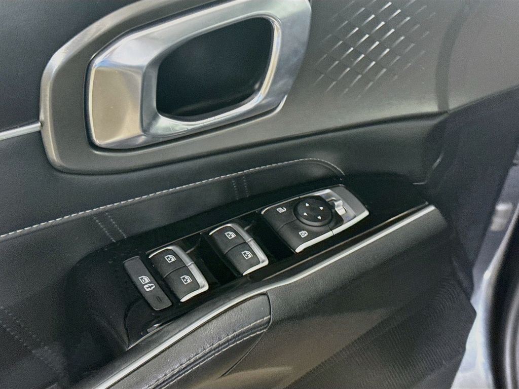 Used 2021 Gravity Grey Kia SX image 26