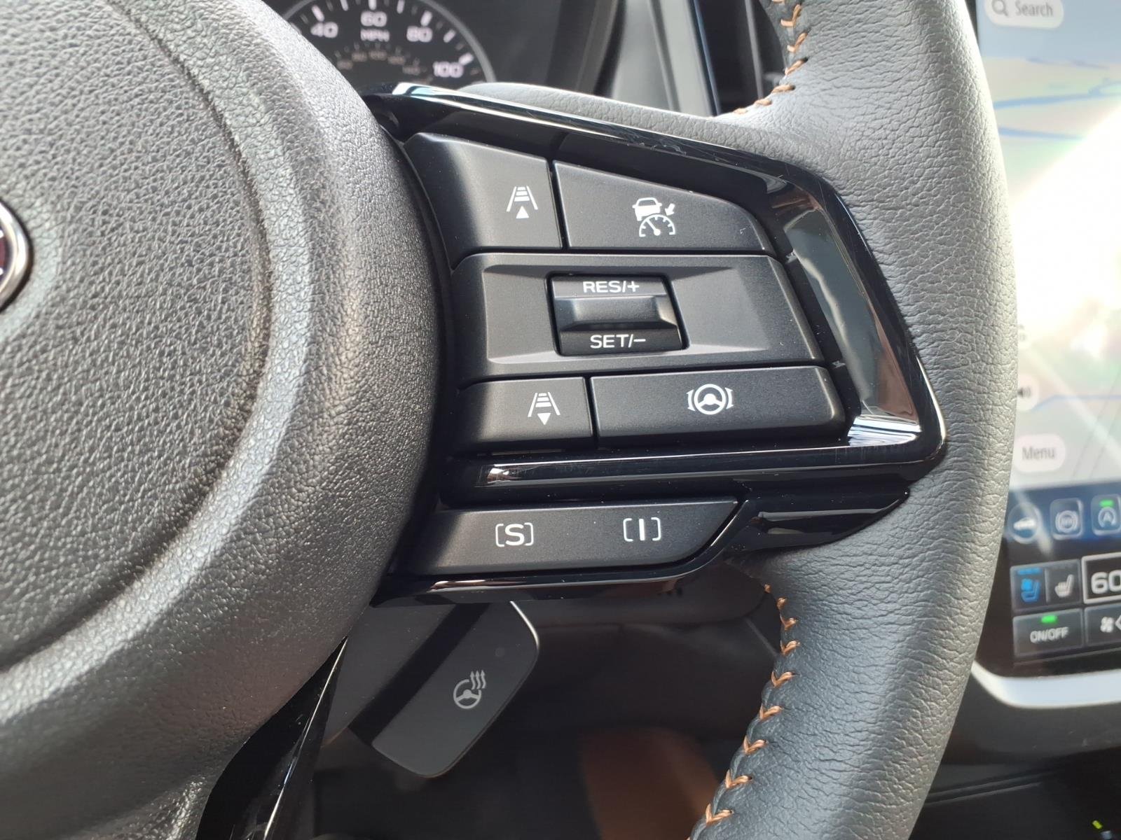 Used 2025 WHITE Subaru Touring image 26