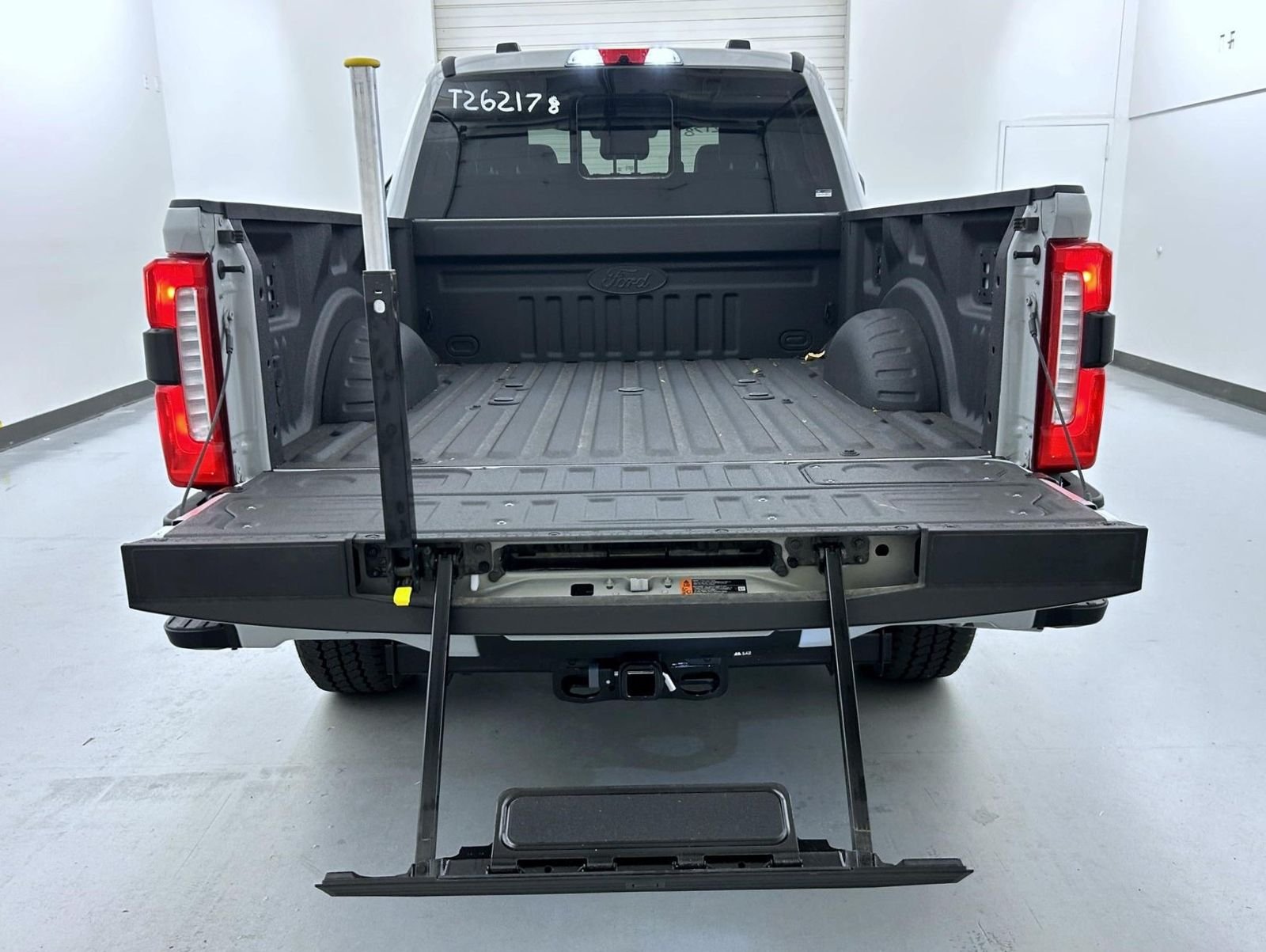 New 2026 Avalanche Ford Lariat image 22