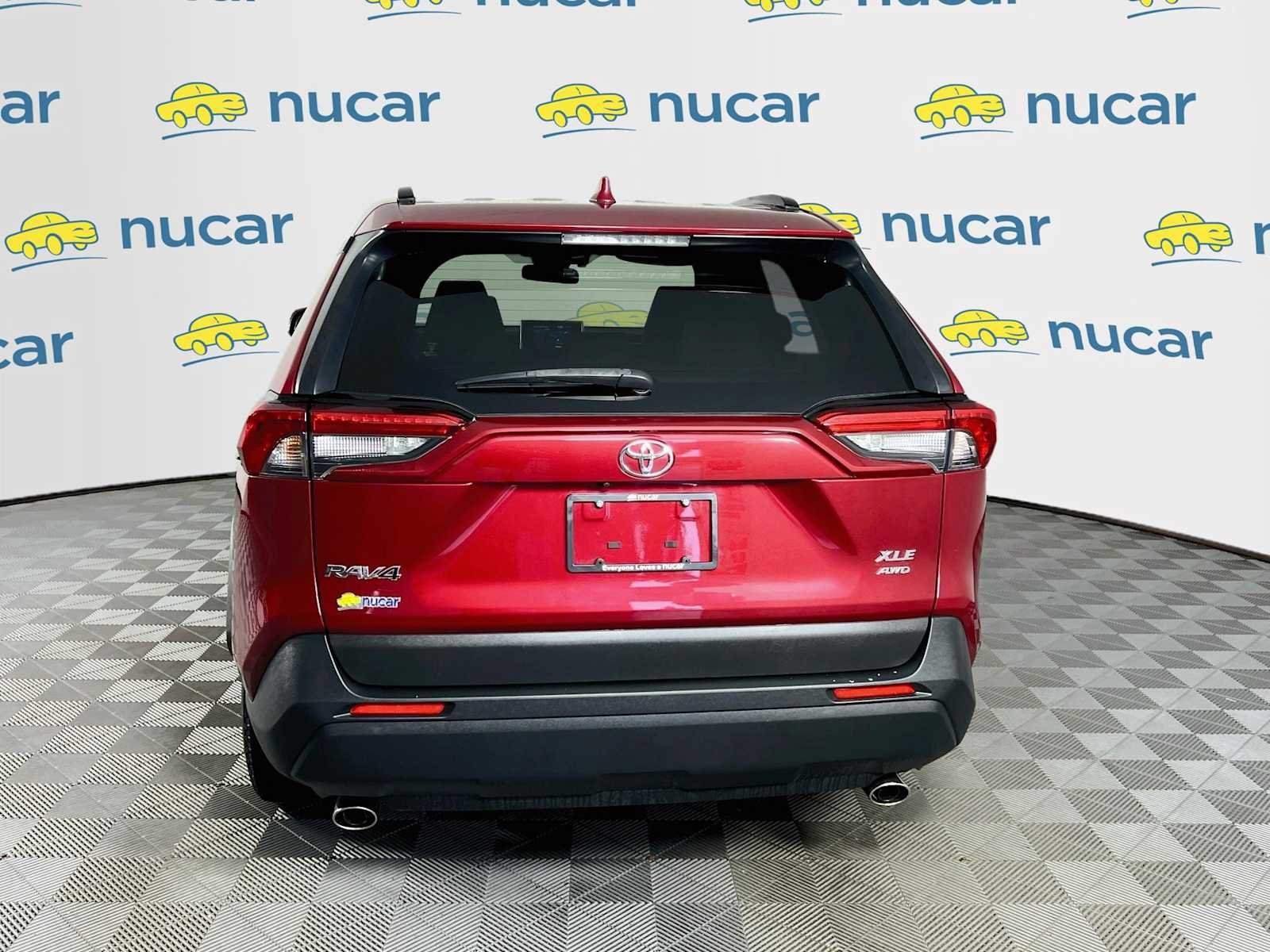 Used 2019 Ruby Flare Pearl Toyota XLE image 6