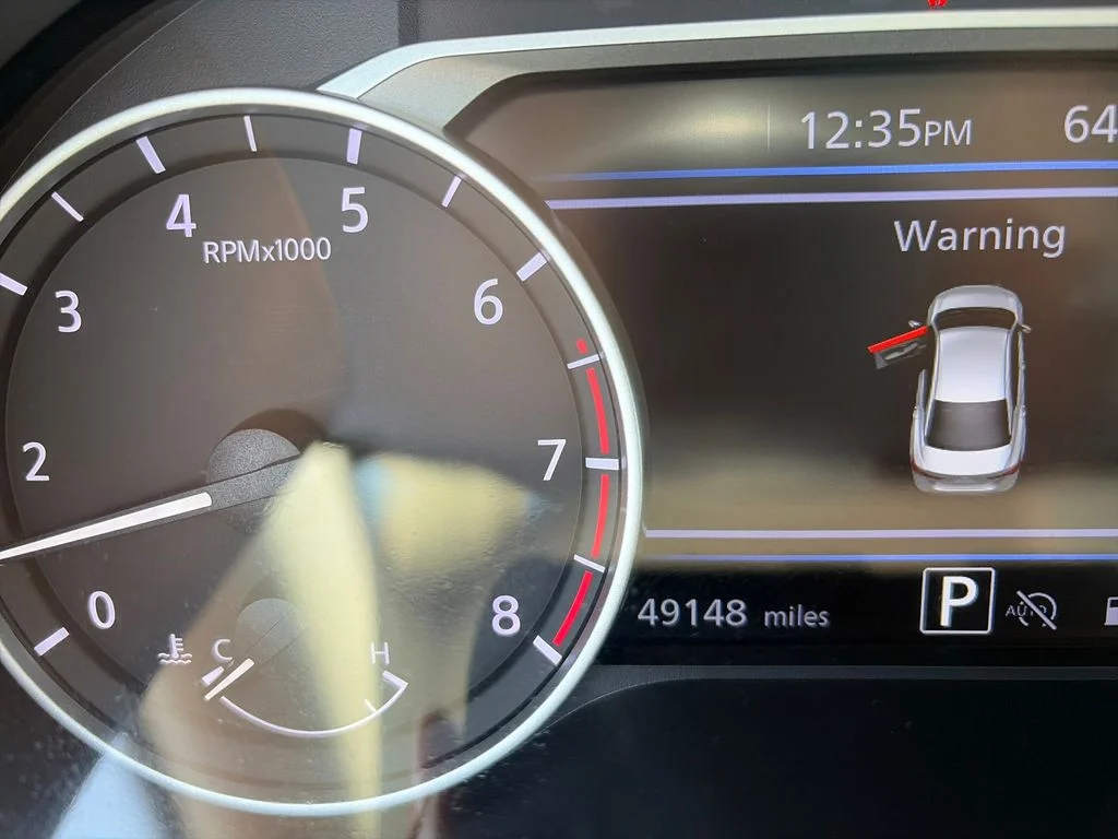 Used 2024 Gray Nissan SV image 17