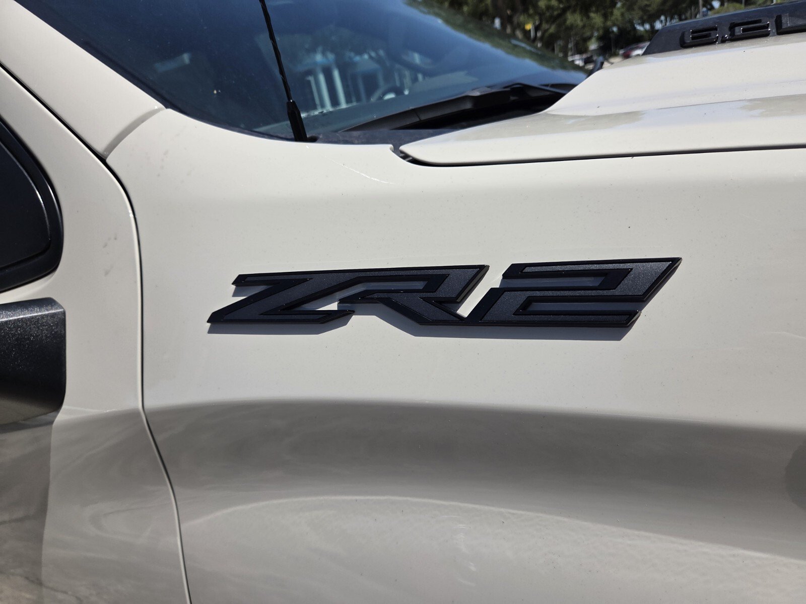 2026 Chevrolet Silverado 1500 ZR2 - Photo 9