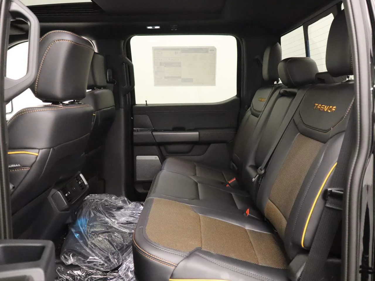 New 2026 Agate Black Metallic Ford Tremor® image 17