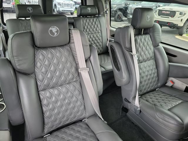 Used 2025 Special Exterior Color GMC Work Van image 24