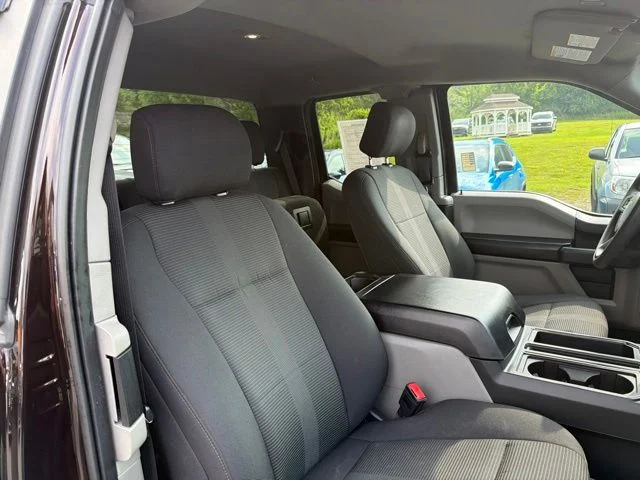 Used 2018 Red Ford XL image 33