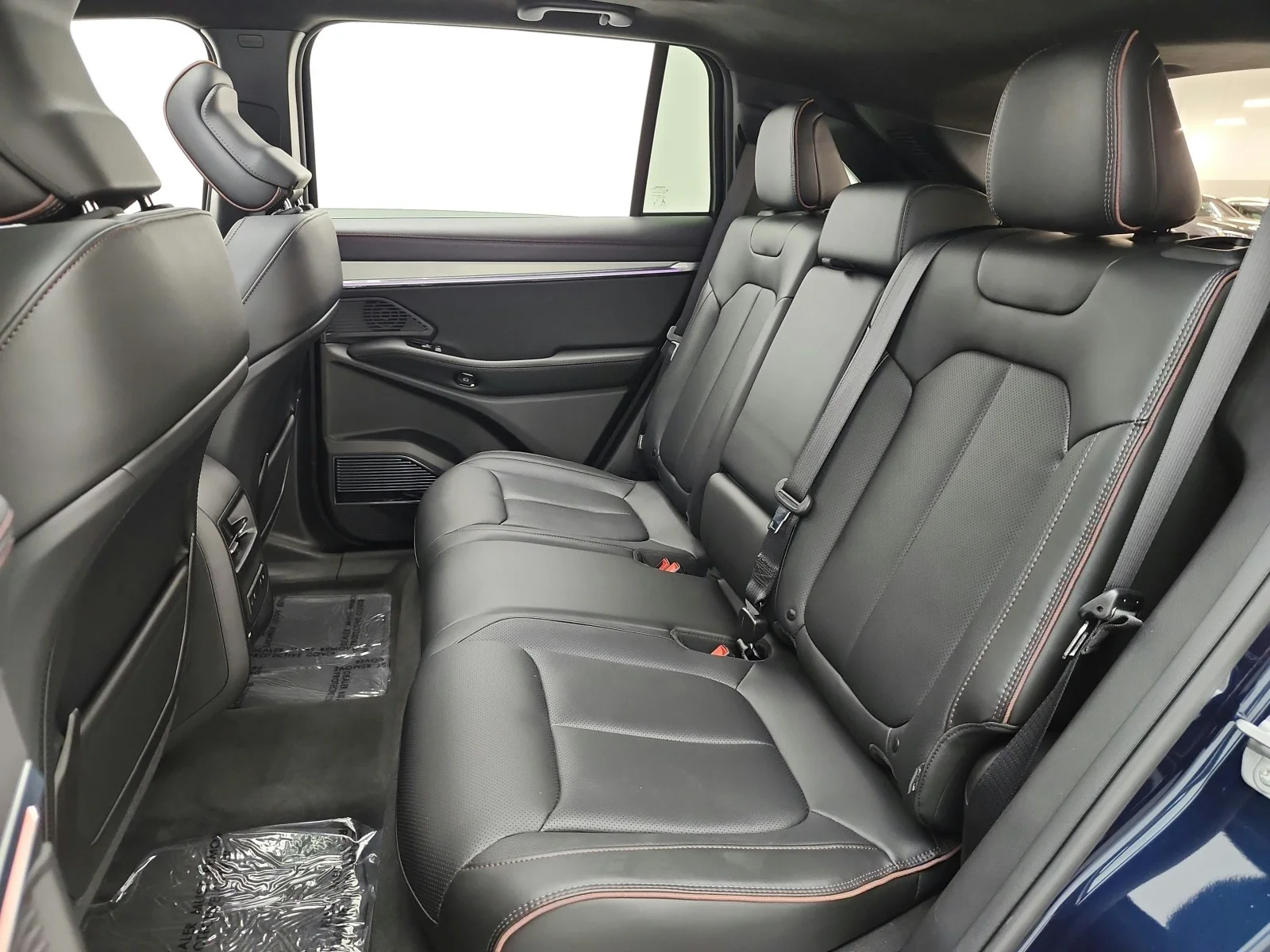 Used 2024 Fathom Blue Pearlcoat Jeep Launch Edition image 16