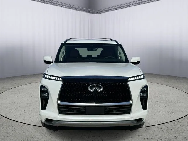 New 2027 RADIANT WHITE INFINITI Luxe 4WD image 4